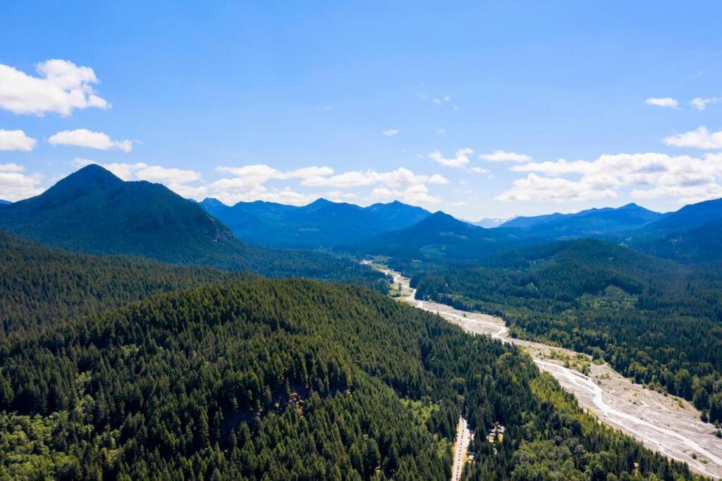 New Tiny Home Steps Away From Mt. Rainier Ashford Esterno foto